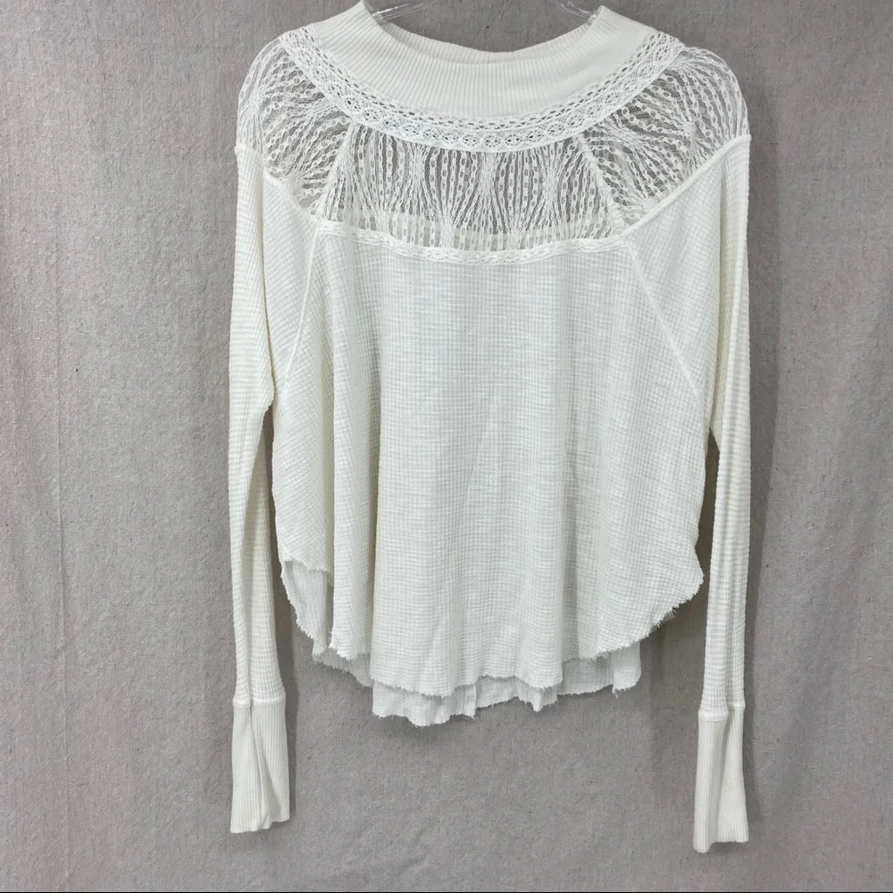 Free people Spring Valley ivory lace yolk trim thermal long sleeve top Size XS